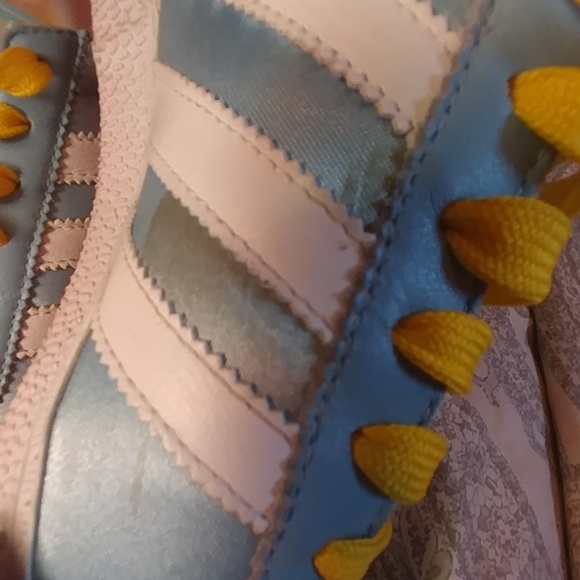 Adidas Gazelle Limited Edition Buenos Aires shoes - Picture 6 of 7